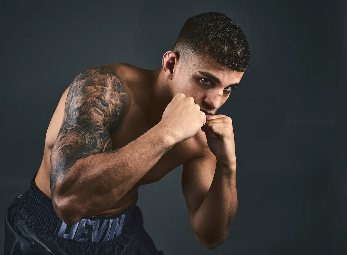 22511369-2 Devin Strübin
