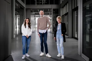 Fussballtalk mit Luana Natale, helles Oberteil, Patrik Meier und Isabelle Bauert. Fussballtalk mit Luana Natale, helles Oberteil, Patrik Meier und Isabelle Bauert.