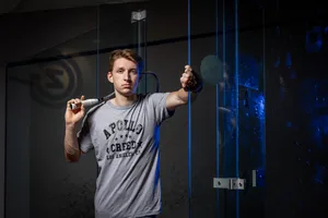 19408683-2 Dimitri Steinmann im GC Squash Clubhaus in Zuerich