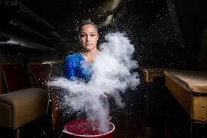 11340570-3 Stefanie Siegenthaler portraitiert abseits des ZO Cups im Buchholz.