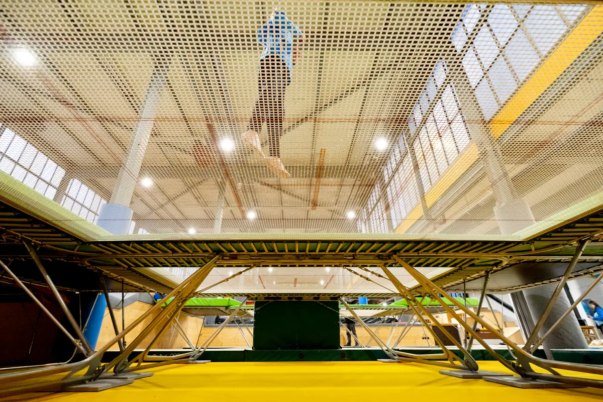 Trampolin Trainin im Bouncelab in Rüti.