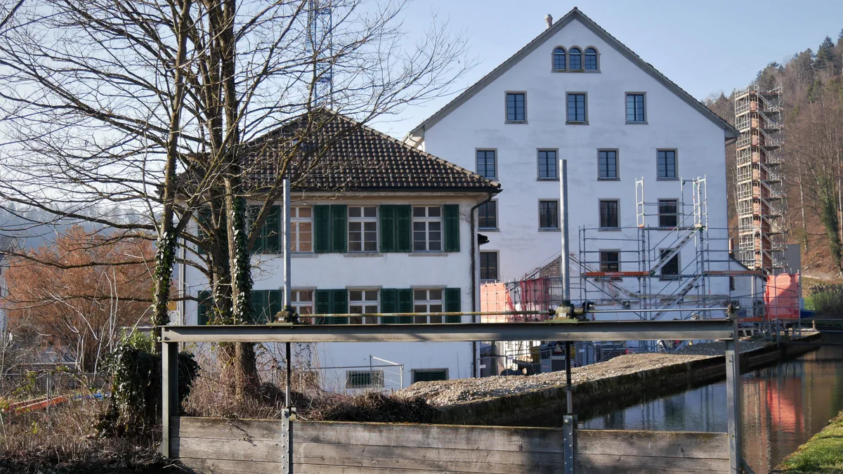 ehemalige Fabrikantenvilla Bühler auf dem Spinnerei-Areal in Kollbrunn.