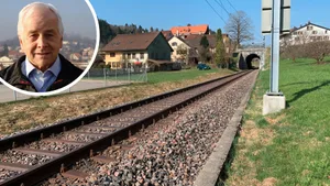12883421-3 Bildkombo Bahnhalt Lipperschwendi, Paul Stopper