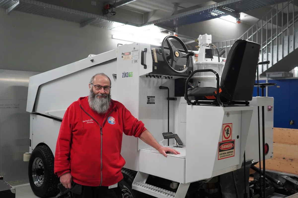 Der Zamboni hat es Frauenknecht besonders angetan.