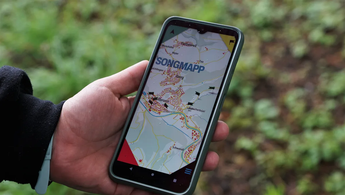 Mit der App Songmapp wird der Dorfspaziergang zum Geschichtenpfad.