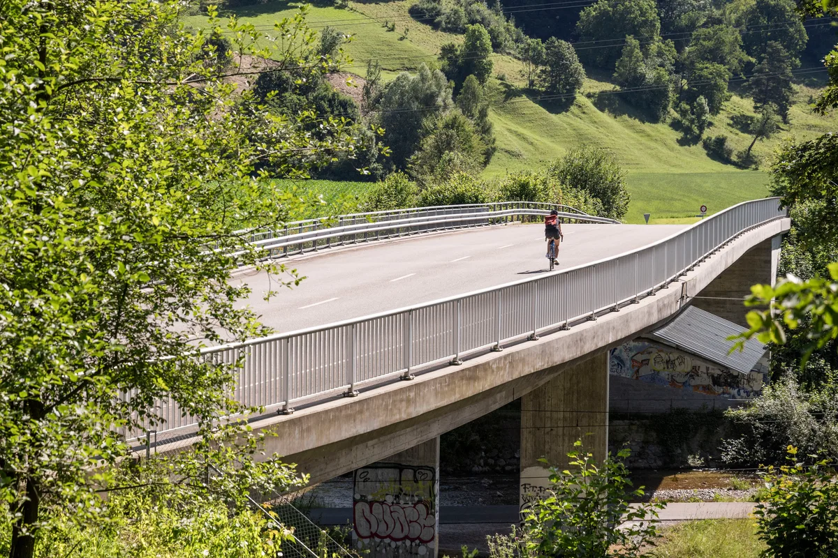 Um diese Zürcher Betonbrücke rankt sich ein Geheimnis. Um diese Zürcher Betonbrücke rankt sich ein Geheimnis.
