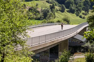 Um diese Zürcher Betonbrücke rankt sich ein Geheimnis. Um diese Zürcher Betonbrücke rankt sich ein Geheimnis.