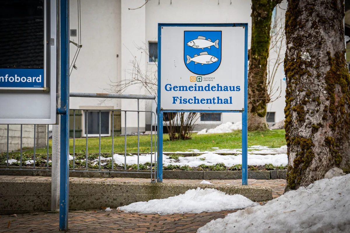 Bild vom Gemeindehaus Fischenthal.