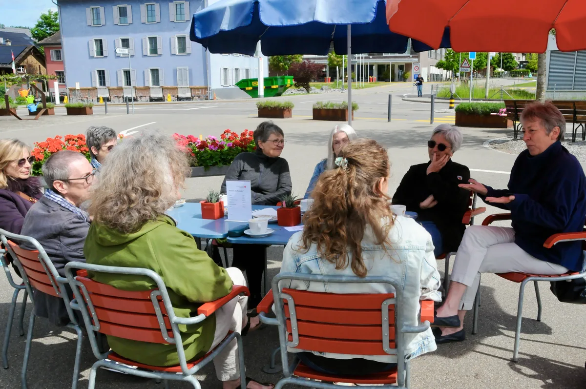 Am Frauen-Stamm schätzen viele den direkten, ehrlichen Austausch auch über politische Themen.