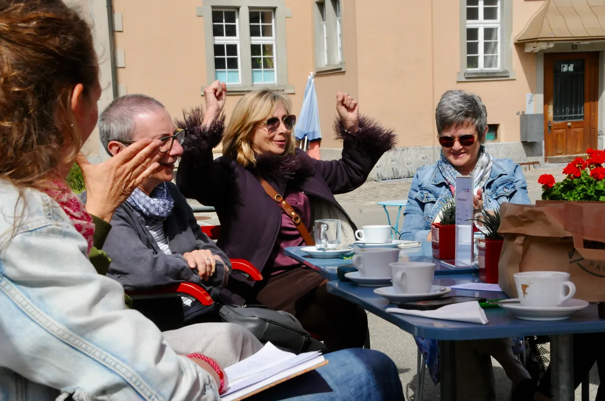 Am Frauen-Stamm schätzen viele den direkten, ehrlichen Austausch auch über politische Themen.