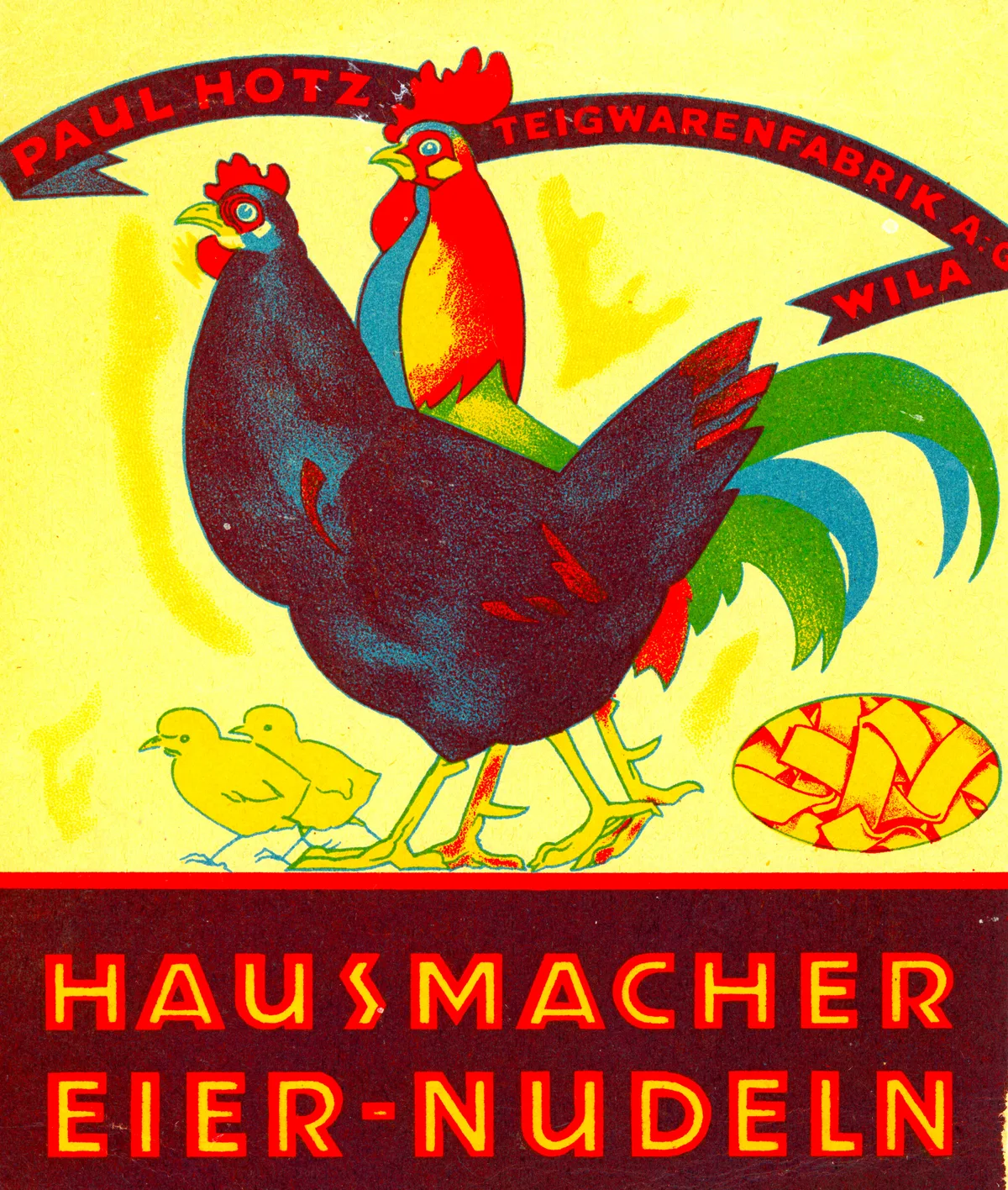 Auf Fahrzeugen wie auch hier auf der Verpackung. Eine ehemalige Verpackung der Nudeln mit einem Güggel, einer Henne und zwei Küken drauf.