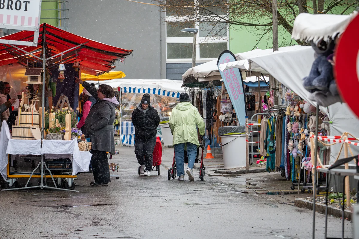29689011-1 Frühlingsmarkt in Turbenthal