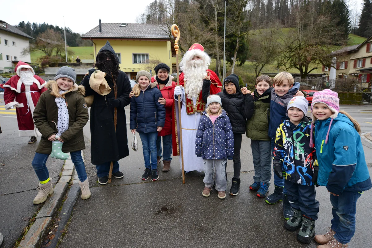 Der Chlausumzug im Fischenthal vom Sonntag, 8. Dezember 2024.