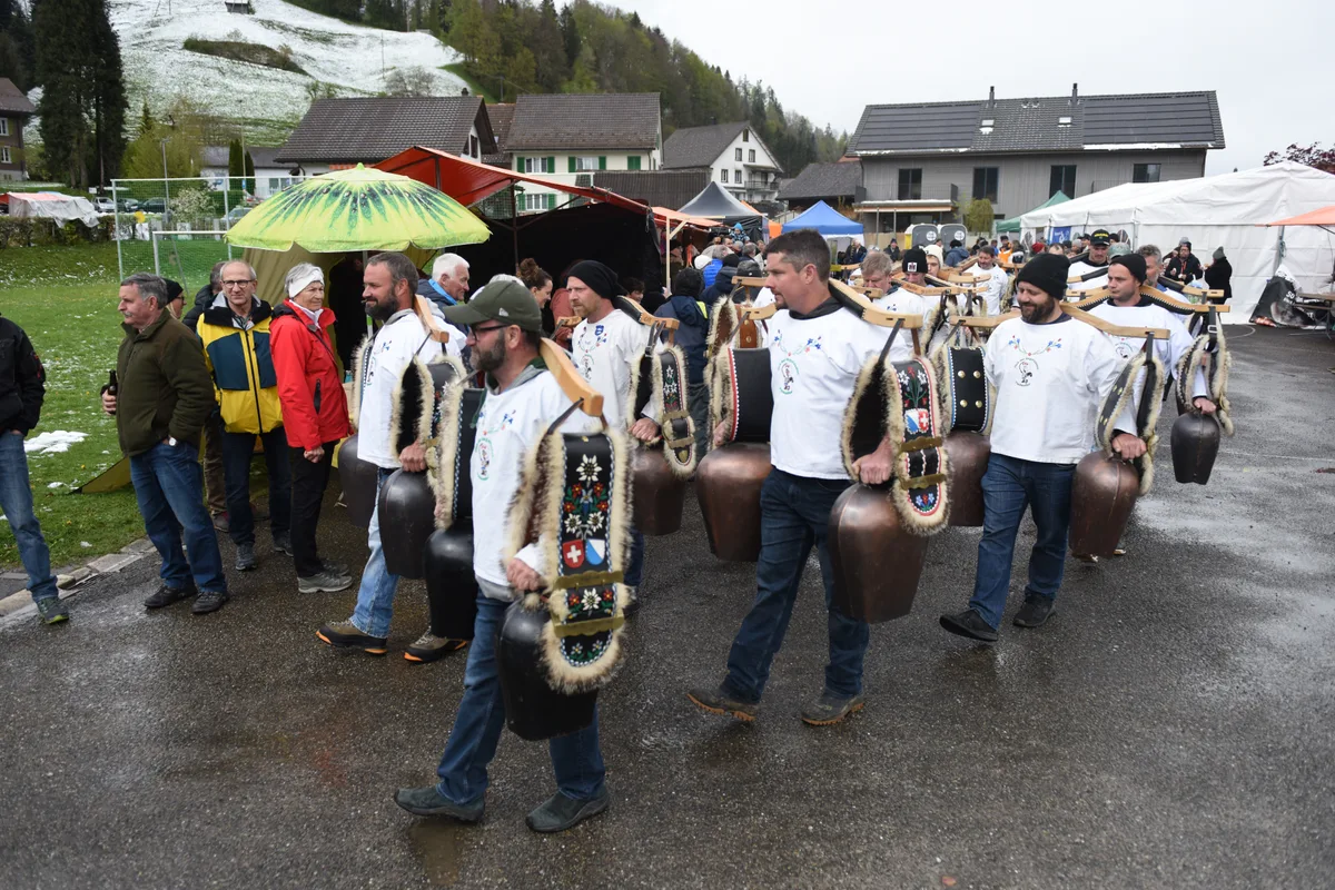 Am 20. April 2024 fand in Fischenthal der Frühlingsmarkt statt. Fotos von Mirjam Müller