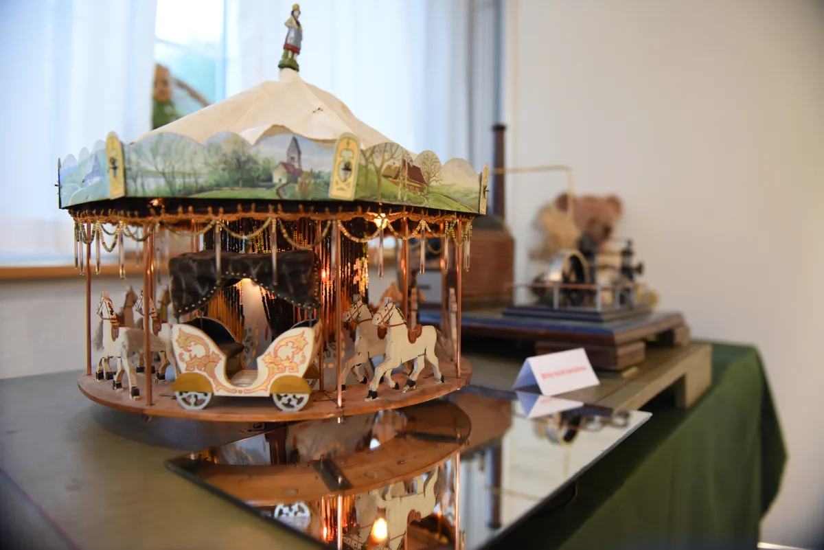 Vernissage im Ortsmuseum Fischenthal am 1. Nov 2024. 