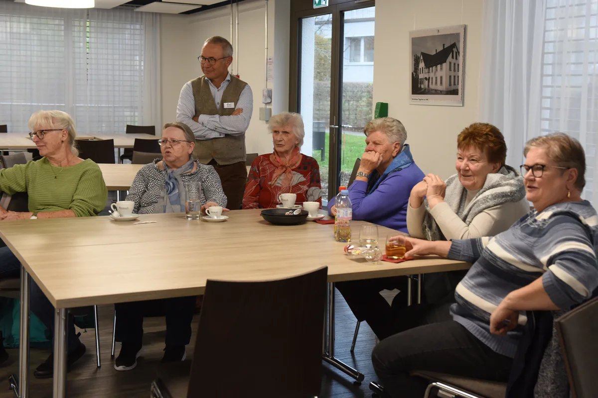 Tanznachmittag im Pflegeheim Lindehaus Turbenthal mit MusikerinRahel Baer