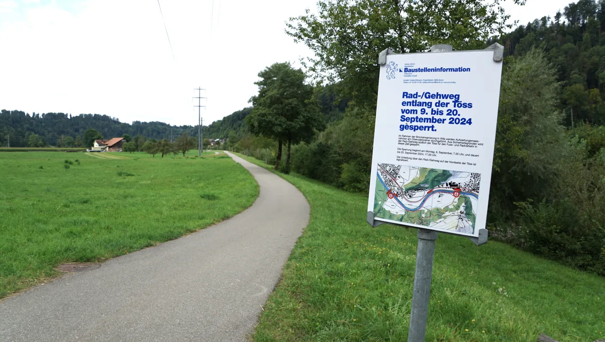 Wer regelmässig auf dem Tössweg zwischen Turbenthal und Rämismühle unterwegs ist, muss bald auf die andere Uferseite ausweichen.