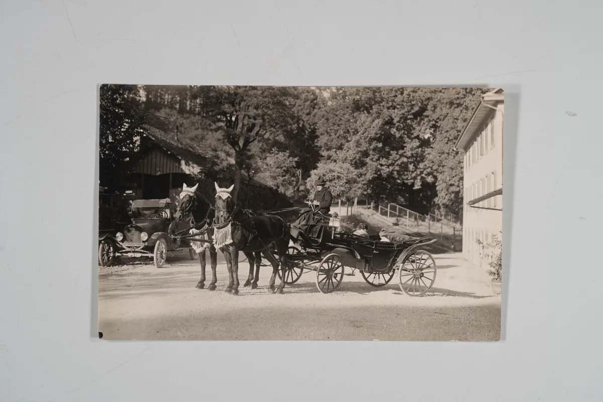 Der Gästetransport wurde mit der Kutsche bewerkstelligt. Archiv