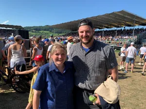 Barbara Truninger mit Schwinger Samir Leuppi am . Barbara Truninger mit Schwinger Samir Leuppi am .