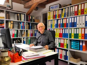 Das Chronikarchiv im Gemeindehaus in Bauma ist das Reich von Walter Ledermann. Das Chronikarchiv im Gemeindehaus in Bauma ist das Reich von Walter Ledermann.