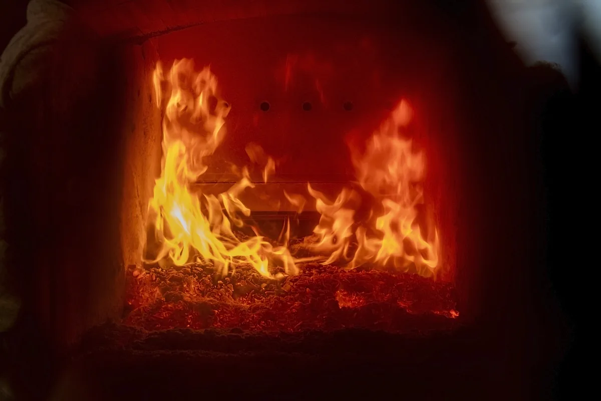 Das Feuer lodert in Bauma seit letztem Herbst. Feuer lodert in Heizung.