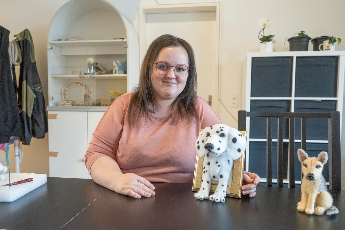 Weil sie grossen Spass an Handarbeit hat, brachte sich Bianca Kohli das Filzen von Tieren selber bei. Weil sie grossen Spass an Handarbeit hat, brachte sich Bianca Kohli das Filzen von Tieren selber bei.