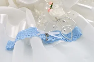 25367394-4 Hochzeitsschleier und Strumpfband