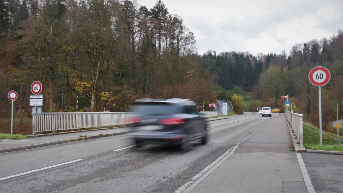 Die Tössbrücke ist in einem schlechten Zustand. Ein Umbauprojekt soll Abhilfe schaffen.