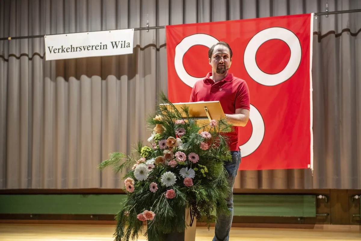 Das neue Jahr wurde in Wila im Eichhaldesaal begrüsst.