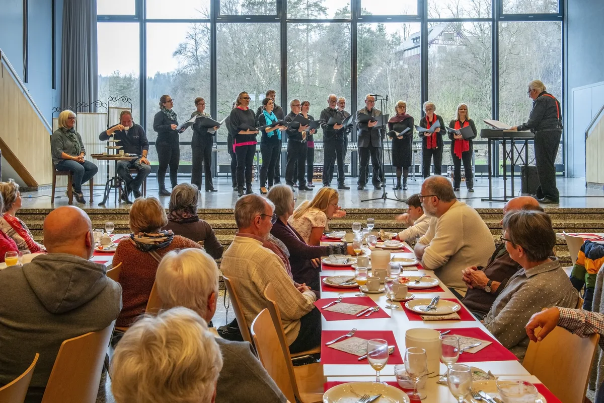 Gut 125 Besucher am Neujahrsempfang in Rikon.