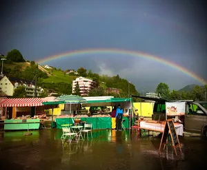 Der Regenbogen gilt als Zeichen für Hoffnung. Diese haben wohl auch die Verantwortlichen des Baumer Wuchemärts. Der Regenbogen gilt als Zeichen für Hoffnung. Diese haben wohl auch die Verantwortlichen des Baumer Wuchemärts.