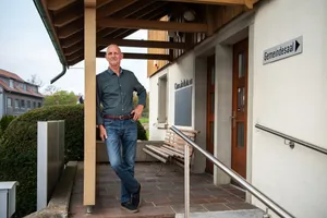 13327567-2 Solange wir eigenständig sind, sind wir unser eigener Herr: Urs Schaefer will so lange wie möglich am eigenstaendigen Schlatt festhalten.