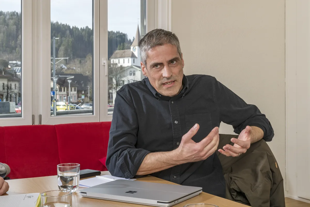 Streitgespräch zwischen René Gubler Gemeindepräsident und Ueli Laib Primarschulpräsident