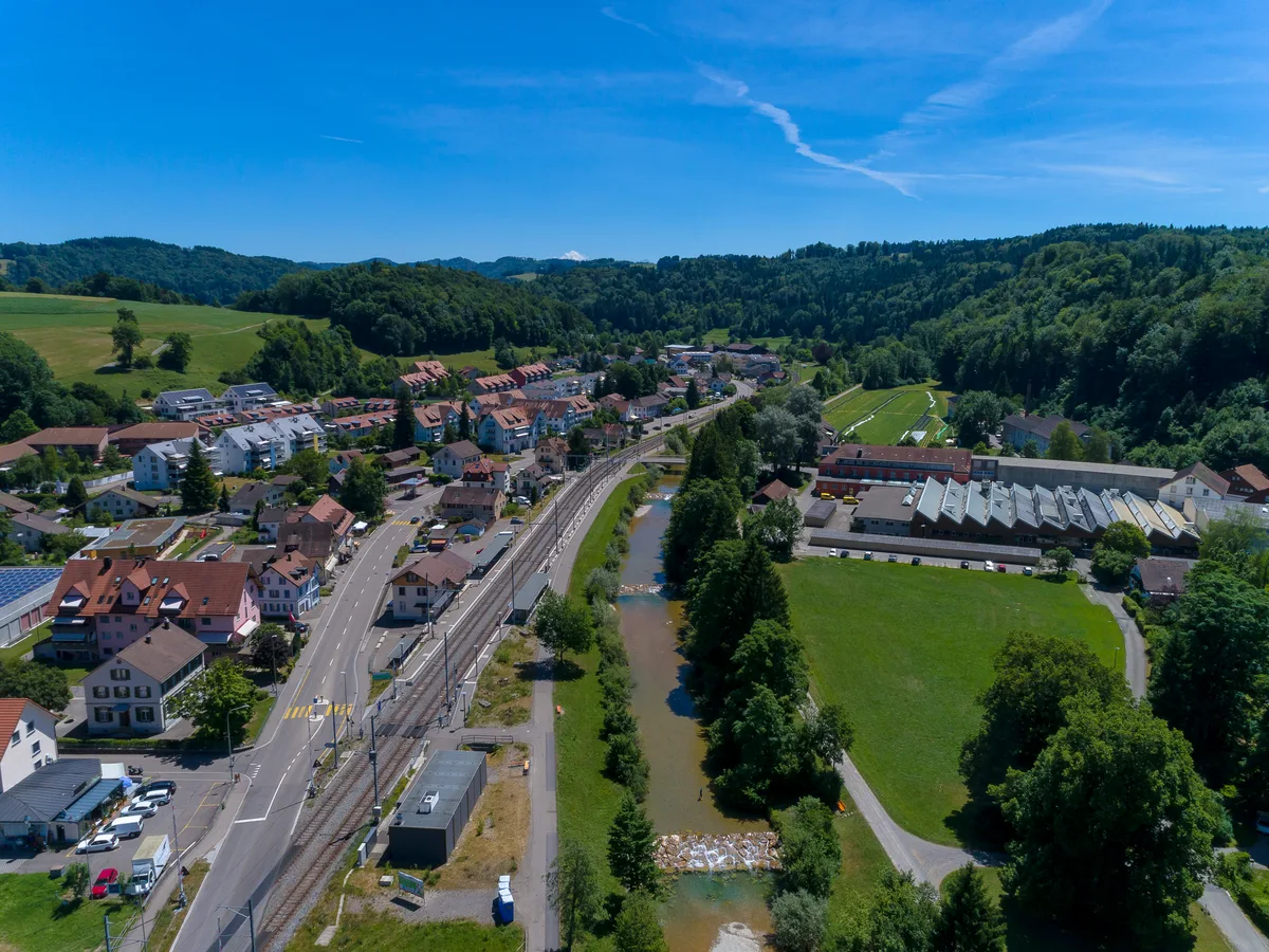 Rikon von oben, aufgenommen 2017.