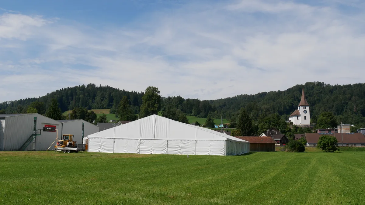 Aufbau Dorffest Wila