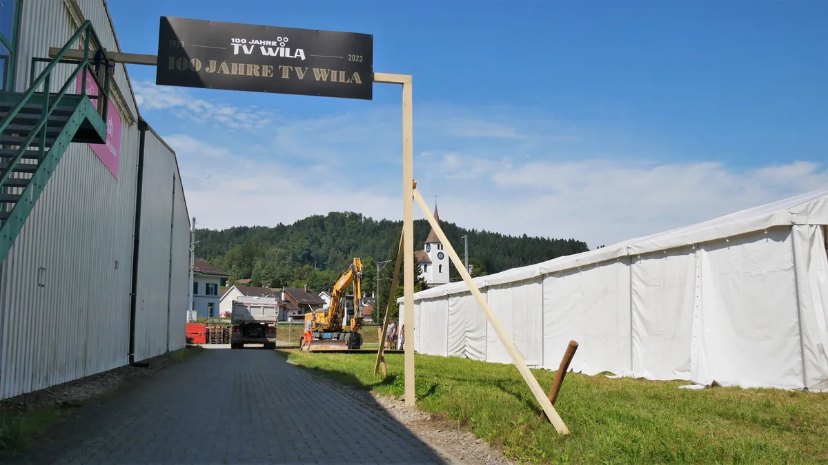 Aufbau Dorffest Wila