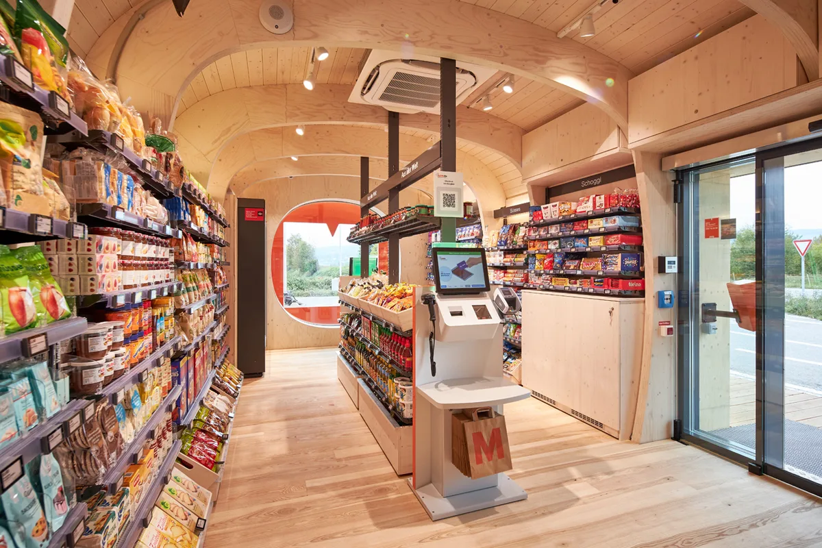 In einem Migros teo findet man rund 500 Produkte. Teo Migros Buerglen.