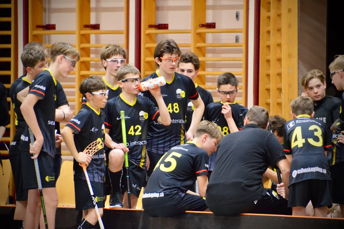 Impressionen von Spielen des UHC Wetzikon