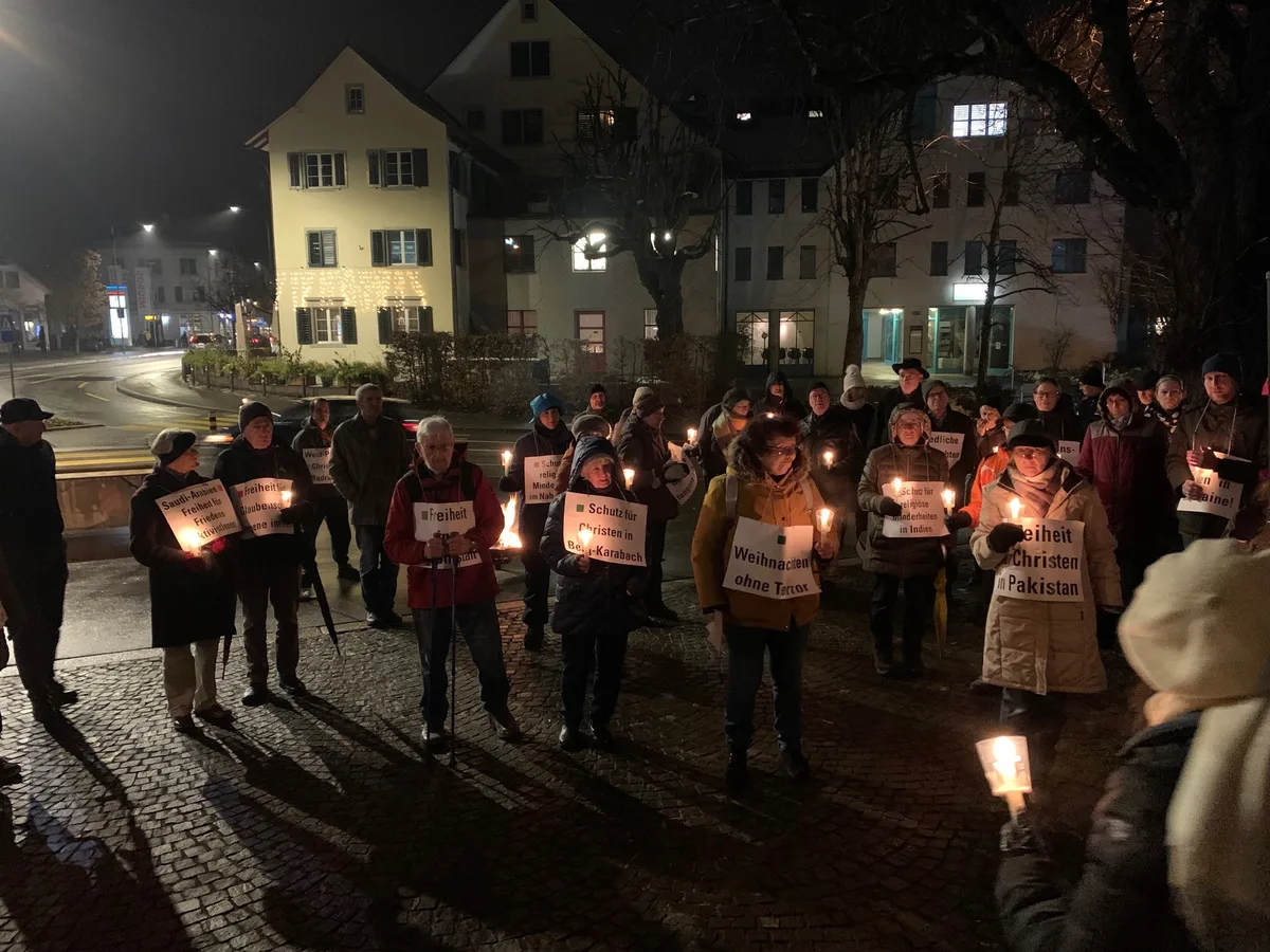 Das Atzmännig öffnet zwei Angebote.