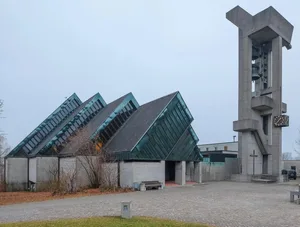 13577467-8 Werden die Glocken der reformierten Kirche in Effretikon nachts künftig ganz schweigen? (Archiv)