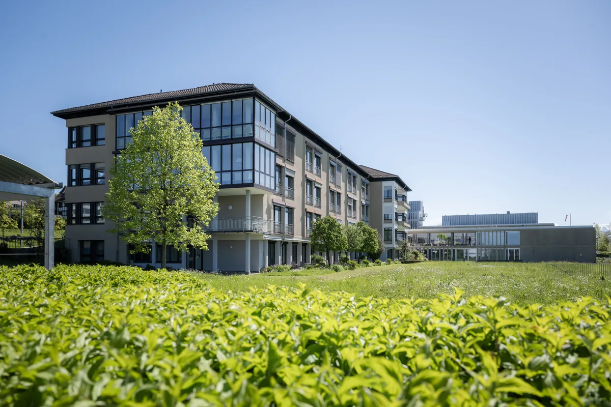 25332038-2 Das Spital Männedorf wird auch in Zukunft Kredite für Investitionen aufnehmen müssen. Die Aktionärsgemeinden sollen dafür Sicherheit bieten.