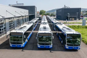 21939830-4 Die letzten Busse mit Verbrennungsmotoren stehen zur Auslieferung an die VZO bereit. (Foto: PD VZO)