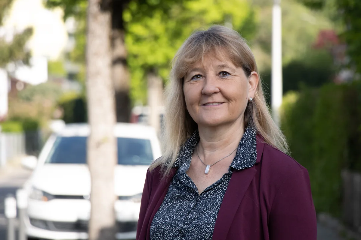 Stadtplanerin Rita Newnam nimmt Stellung zur Richtplan-Debatte im Ustermer Parlament. Stadtplanerin Rita Newnam nimmt Stellung zur Richtplan-Debatte im Ustermer Parlament.