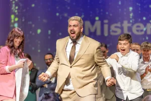Die Finalisten des Swiss Mens Award auf der Bühne im Stadthofsaal in Uster Die Finalisten des Swiss Mens Award auf der Bühne im Stadthofsaal in Uster