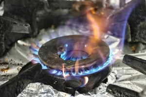 Eine Gasflamme brennt. Eine Gasflamme brennt.