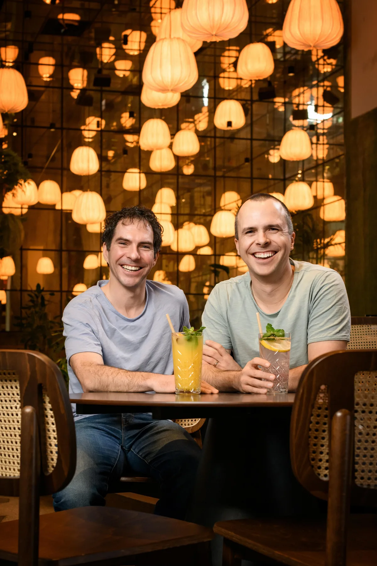 Die Brüder Daniel (links) und Manuel Wiesner führen heute die Firma. Die Brüder Daniel (links) und Manuel Wiesner führen heute die Firma.