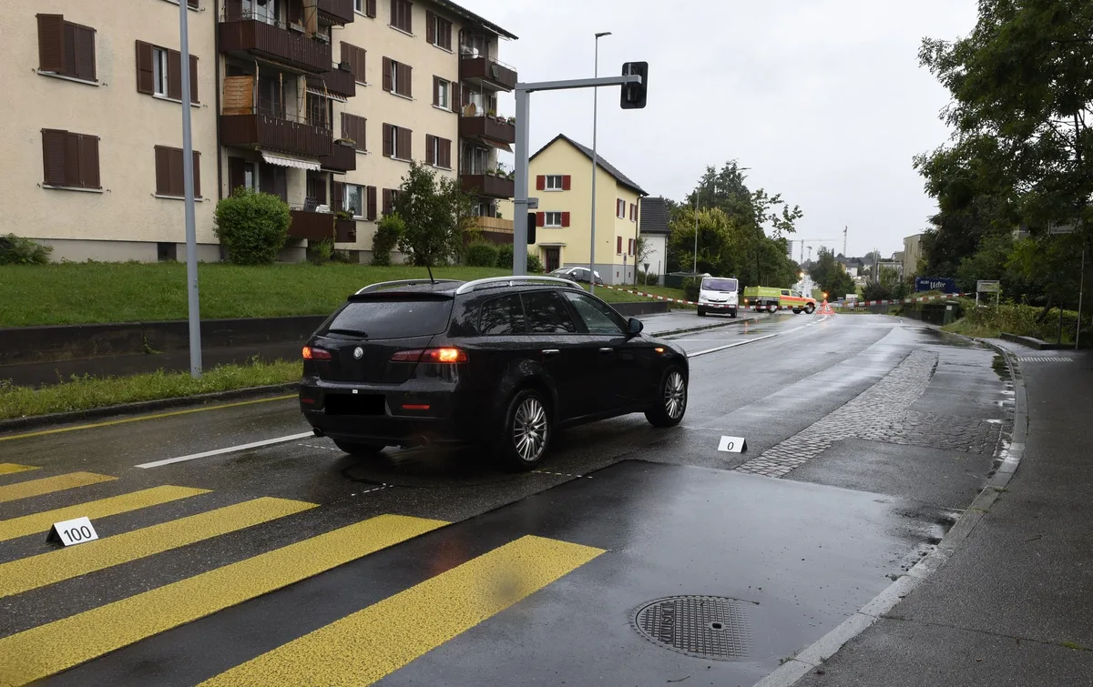 Wegen des Unfalles musste die Winterthurerstrasse für rund zwei Stunden gesperrt werden.