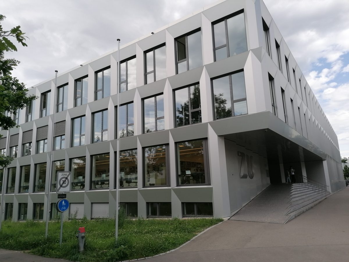 Ein Erwachsener Als Vandale An Einer Schule In Uster ZOM Ein Erwachsener Als Vandale An Einer Schule In Uster ZOM