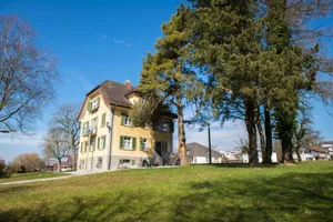 Das Haus an der Kemptnerstrasse 8 in Hinwil Das Haus an der Kemptnerstrasse 8 in Hinwil