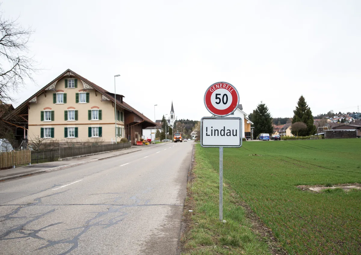 31971189-1 Ortsschild Lindau